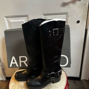 Arrezzo Bita Salto Baixo Courus Black Leather Riding Boots Sz 6B